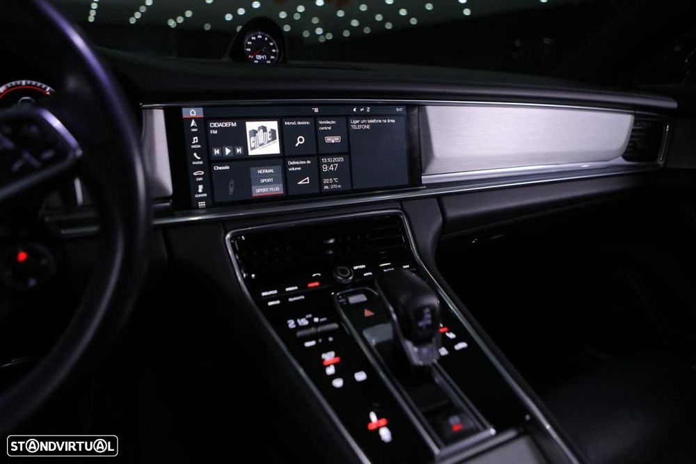 Porsche Panamera 4 S - 19