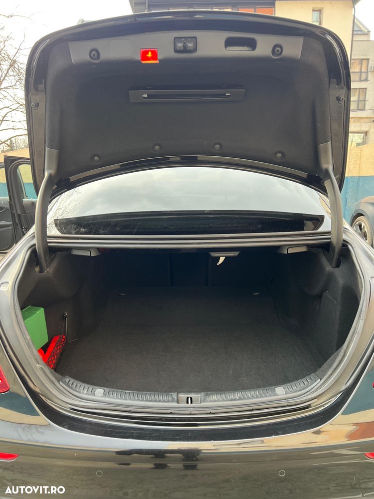 Mercedes-Benz E 220 d 9G-TRONIC Avantgarde - 20