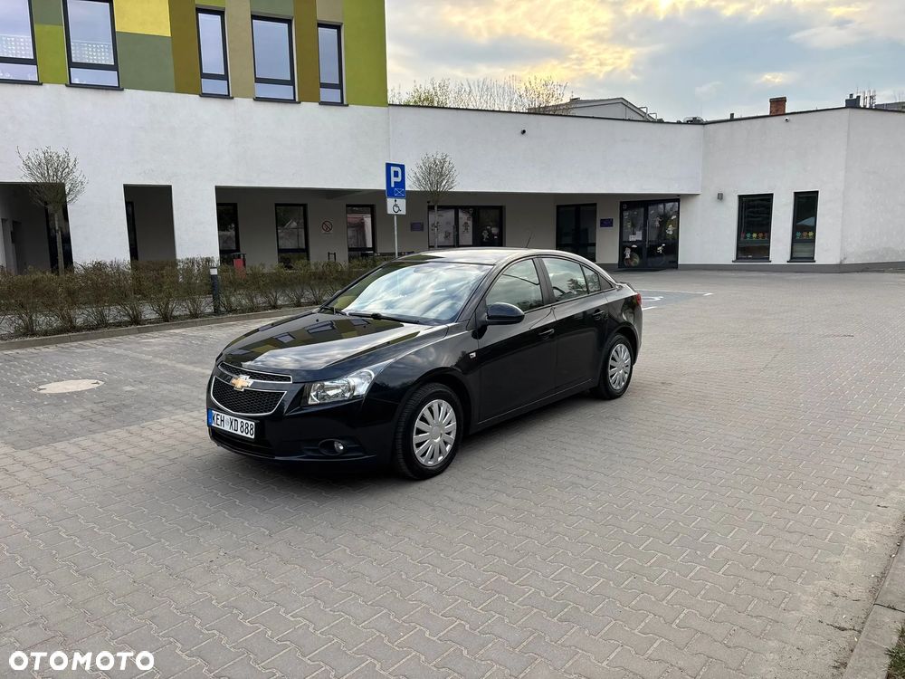 Chevrolet Cruze - 28
