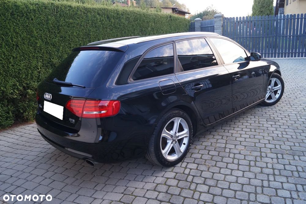 Audi A4 Avant 2014 photo 4