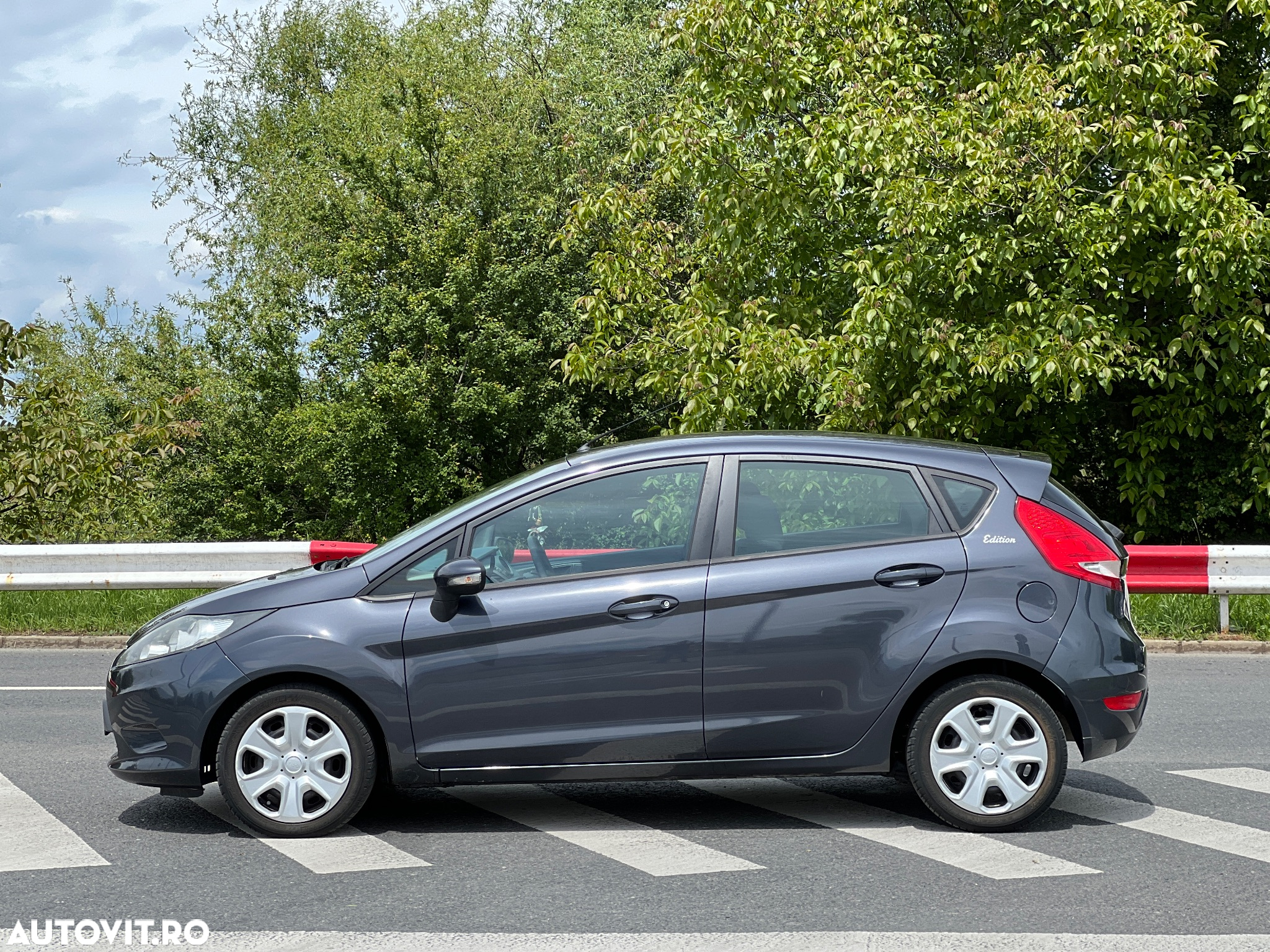 Ford Fiesta 1.25 Ambiente - 5