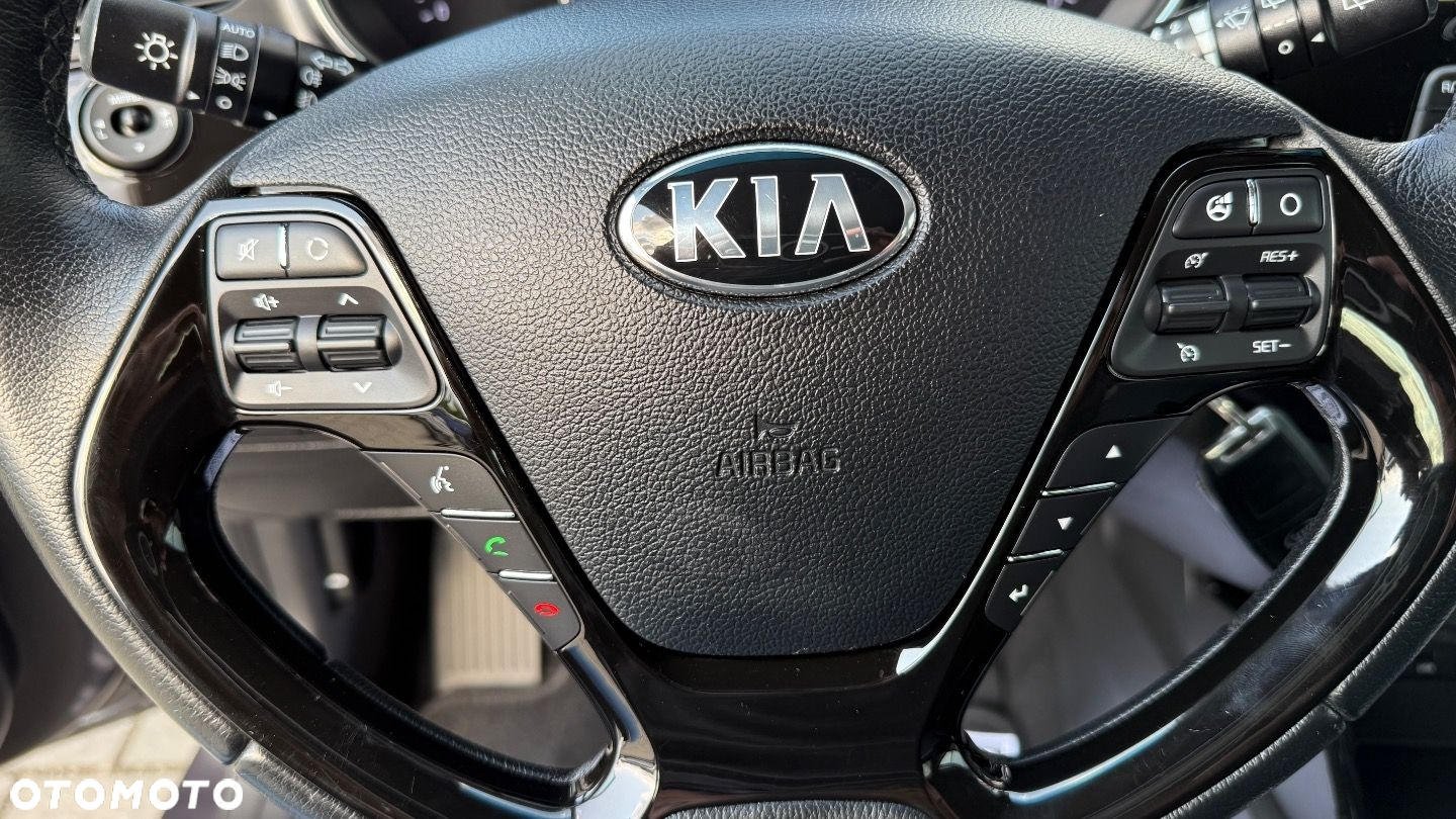 Kia Ceed - 26