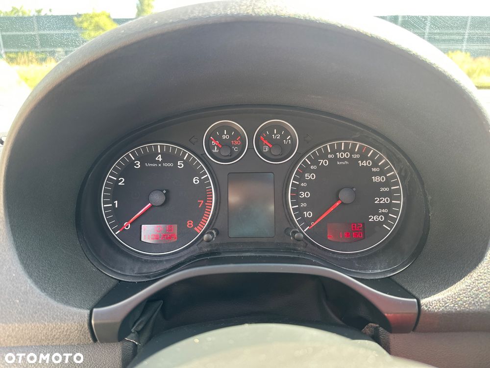 Audi A3 1.8 TFSI Ambition S tronic - 19