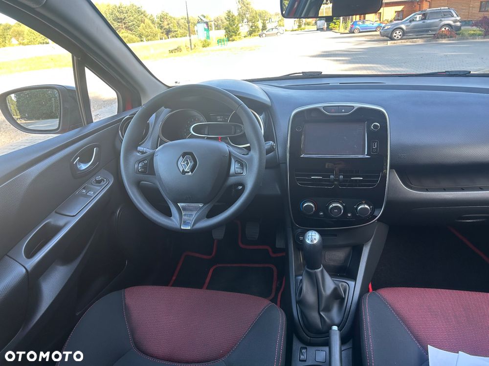 Renault Clio 1.2 16V Alize - 9