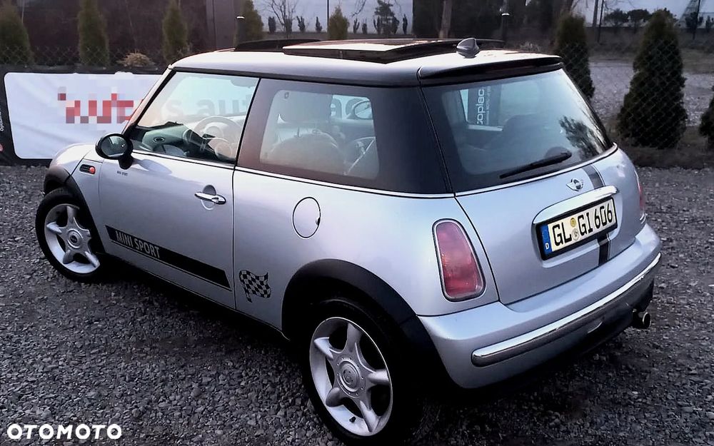 MINI Cooper Seven - 5