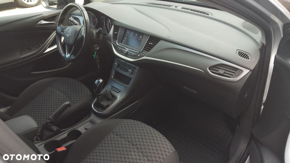 Opel Astra 1.2 T Edition S&S - 16
