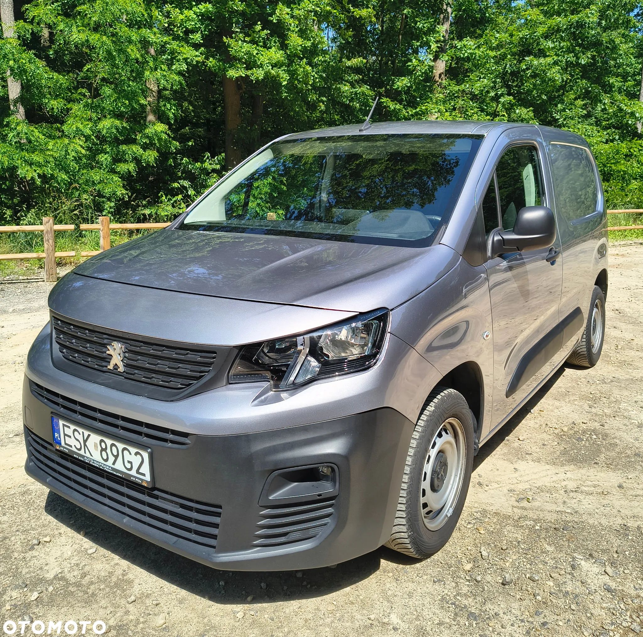 Peugeot Partner 1.5 BlueHDi 100 L2 EHZ Doppelkabine - 1