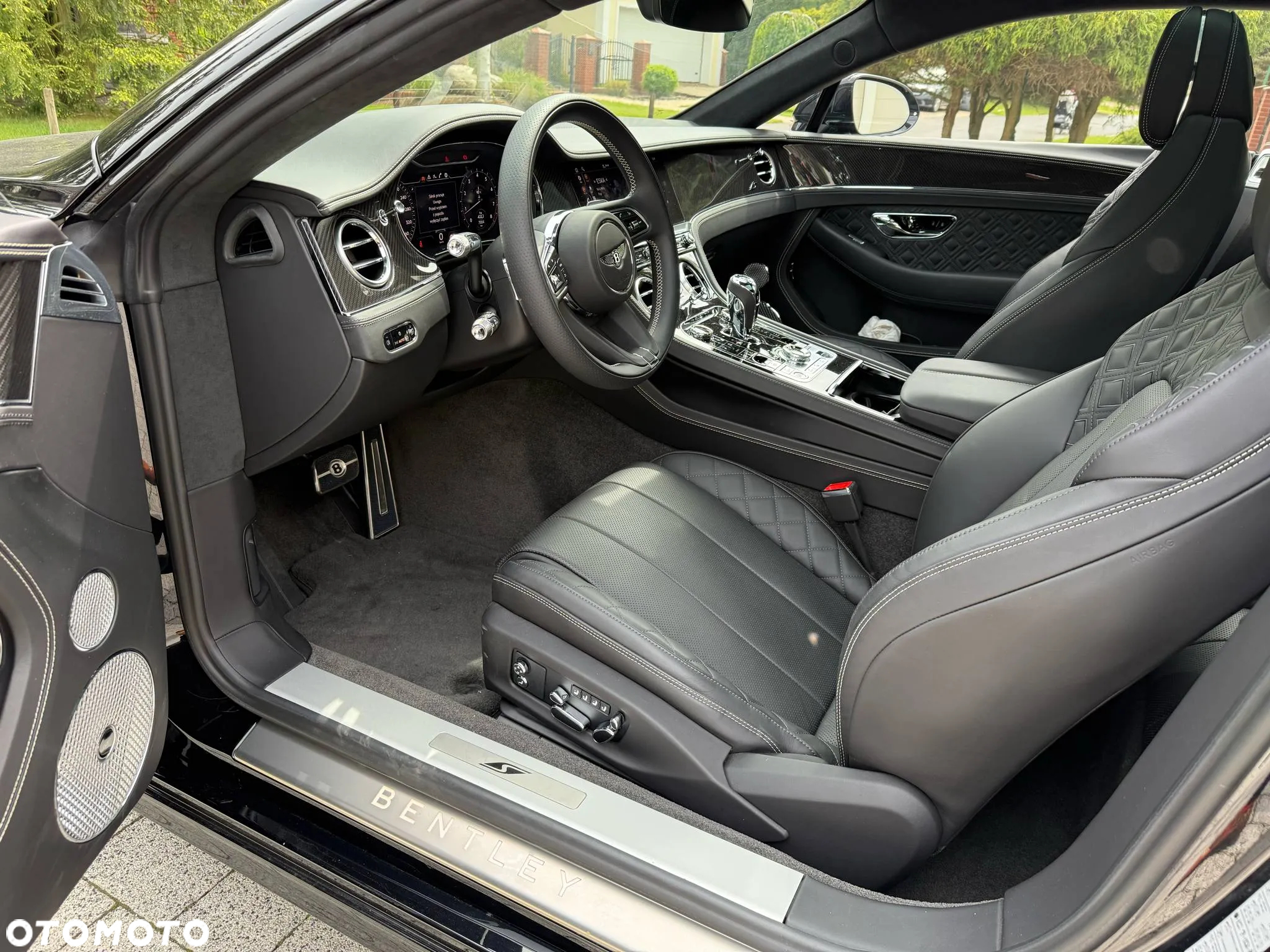 Bentley Continental GT V8 S - 11