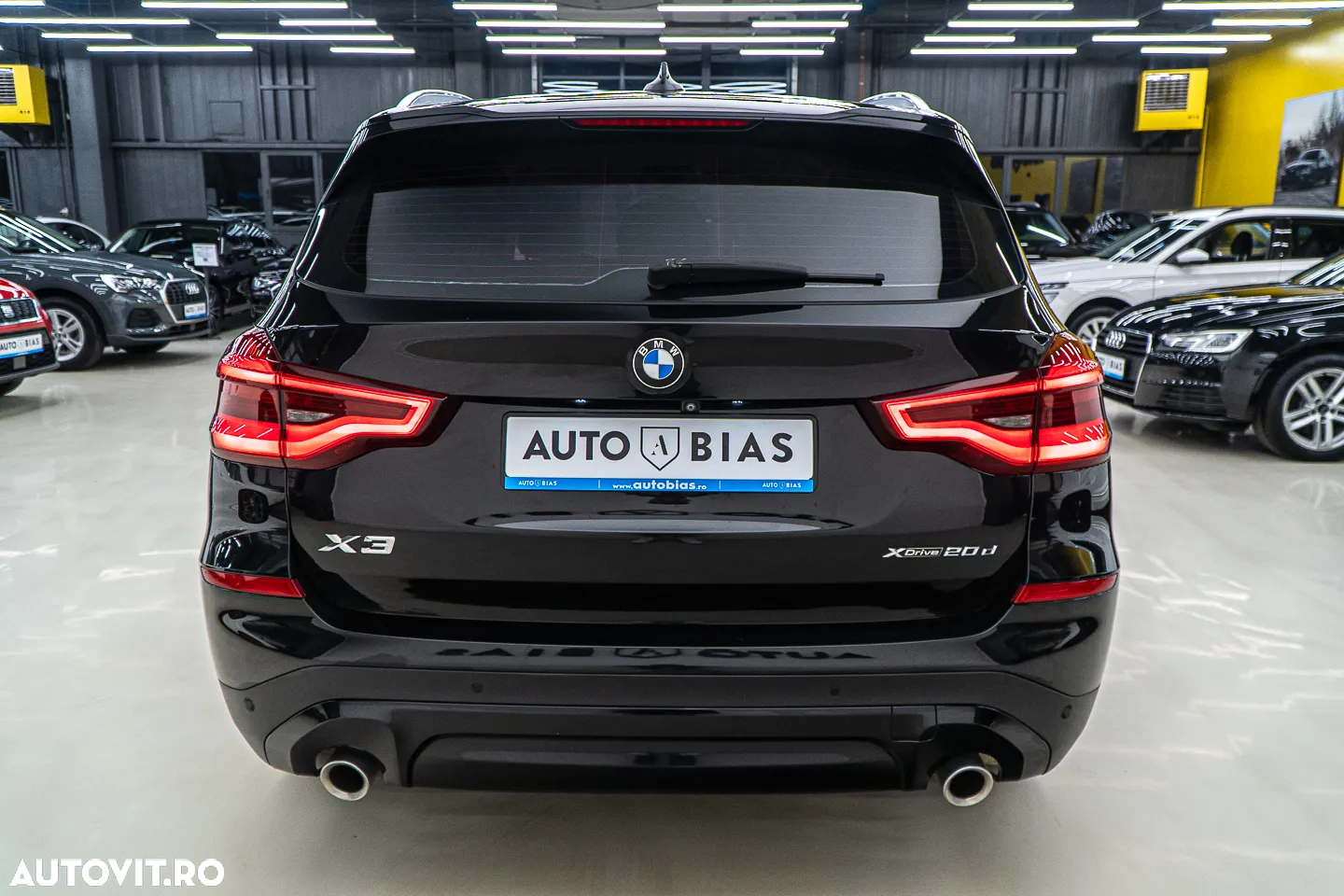 BMW X3 xDrive20d AT xLine - 27