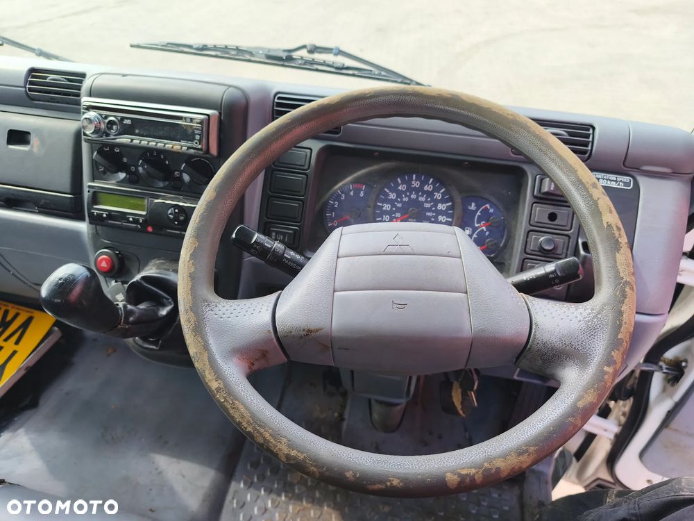 Mitsubishi FUSO - 10