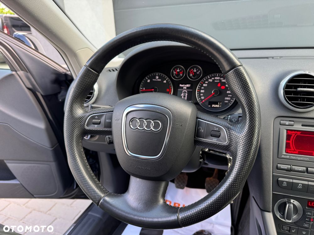 Audi A3 Sportback 2.0 TDI Attraction - 23