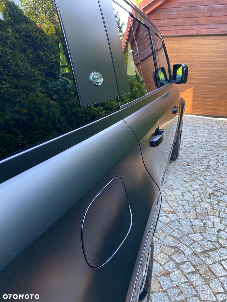 Land Rover Defender 3.0 D300 mHEV SE - 6