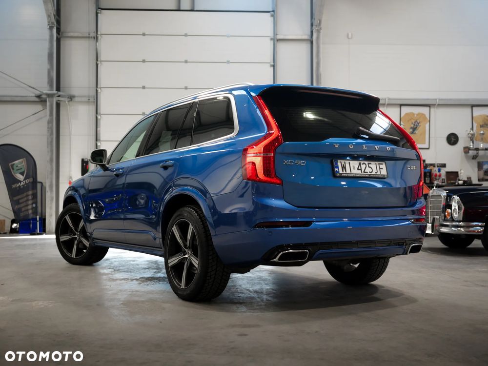Volvo XC 90 D5 SCR AWD R-Design 7os - 6