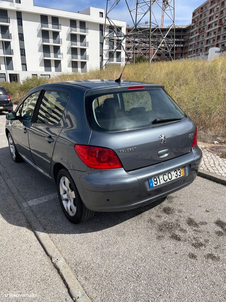 Peugeot 307 1.6 HDi Executive foto 3