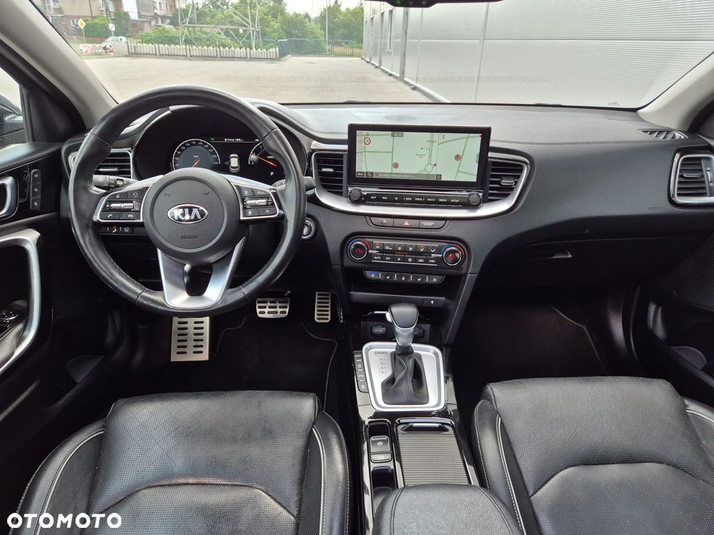 Kia XCeed 1.4 T-GDI OPF DCT7 PLATINUM EDITION - 22