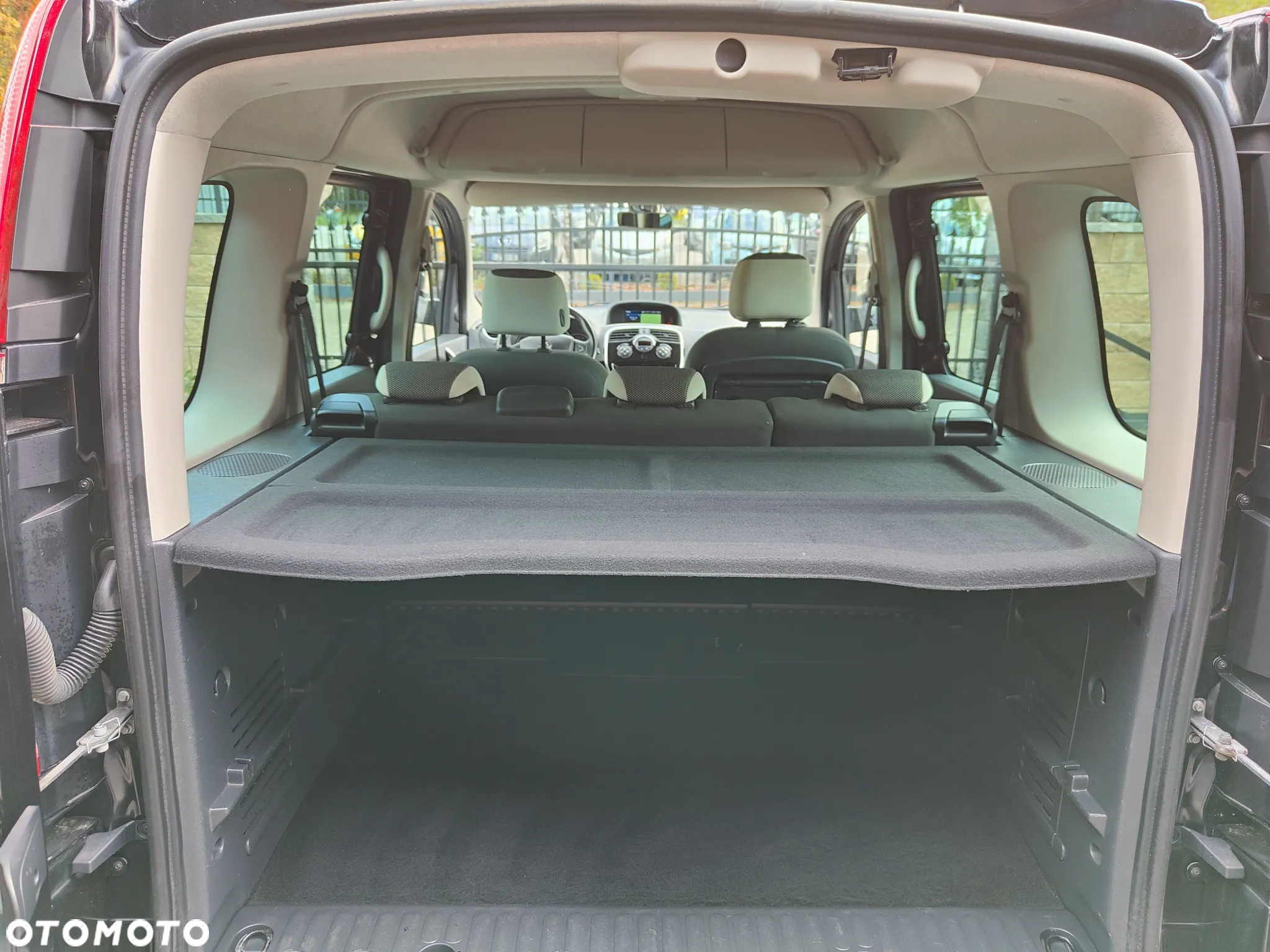 Renault Kangoo 1.5 dCi Privilege Plus - 12