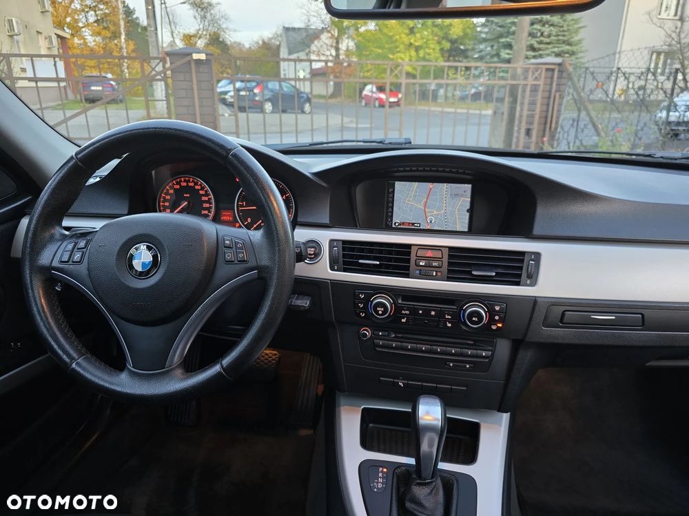 BMW Seria 3 - 17