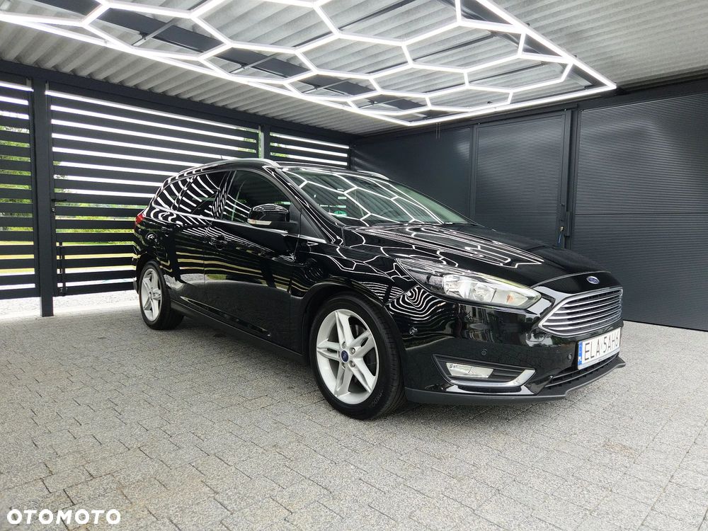 Ford Focus - 24