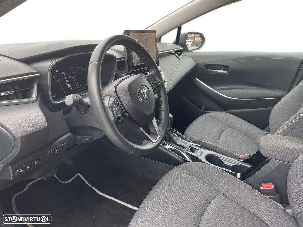 Toyota Corolla - 13