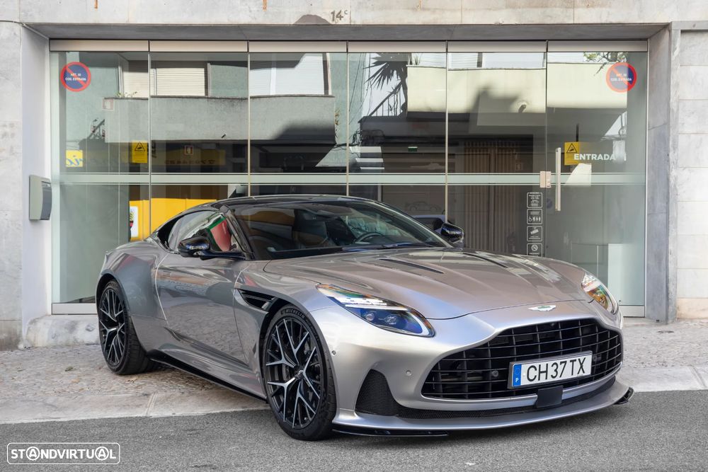 Aston Martin DB12 Coupé V8 - 3