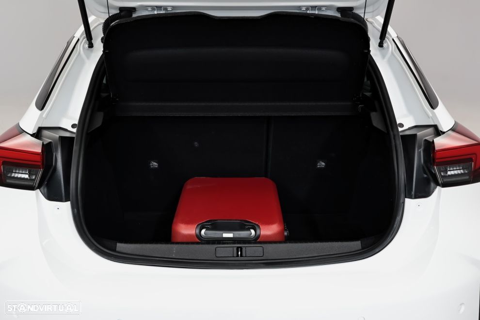 Opel Corsa 1.2 T GS - 26