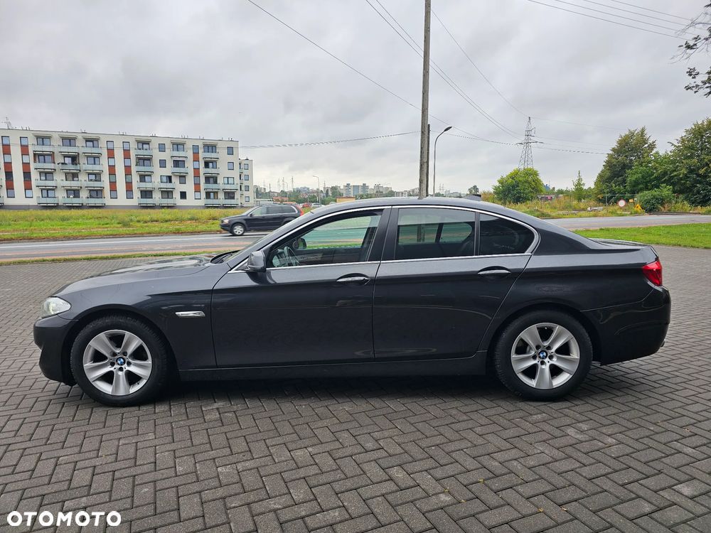 BMW Seria 5 520d Luxury Line - 26