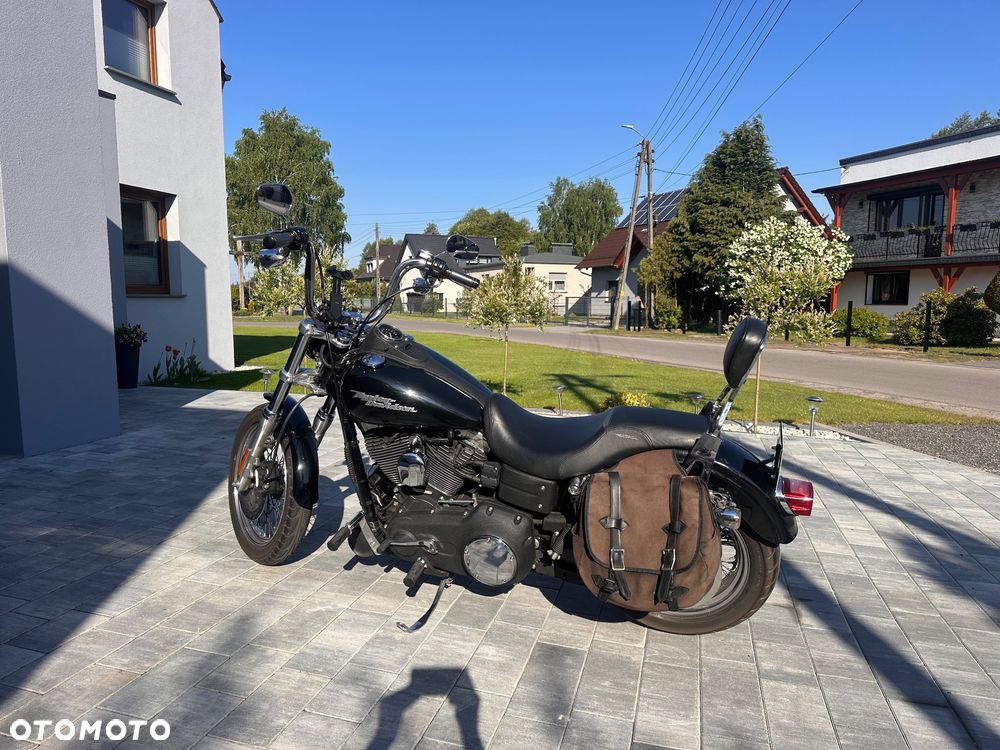 Harley-Davidson Dyna Street Bob - 2