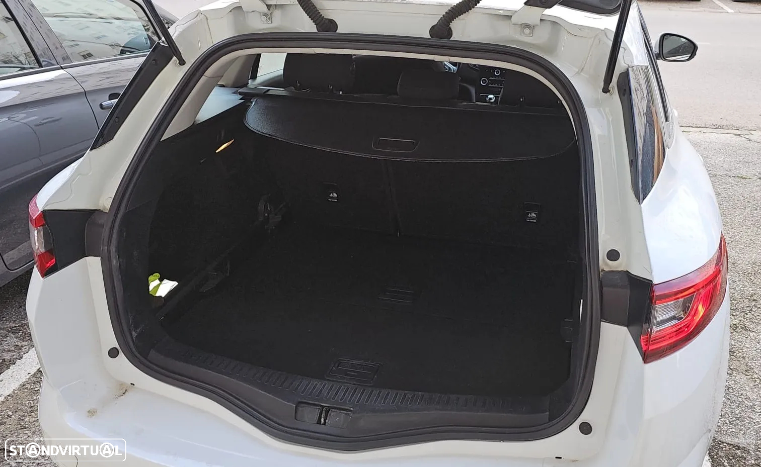 Renault Mégane Sport Tourer 1.5 dCi Zen - 6