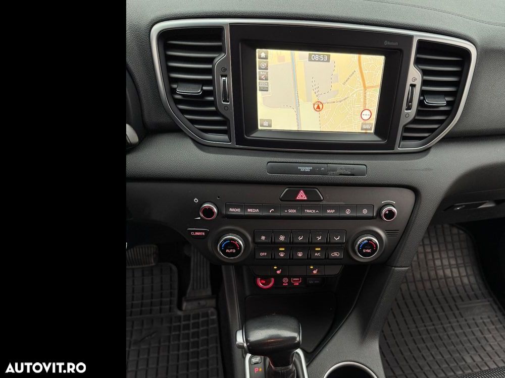 Kia Sportage 2.0 DSL 6AT 4x4 Style - 11