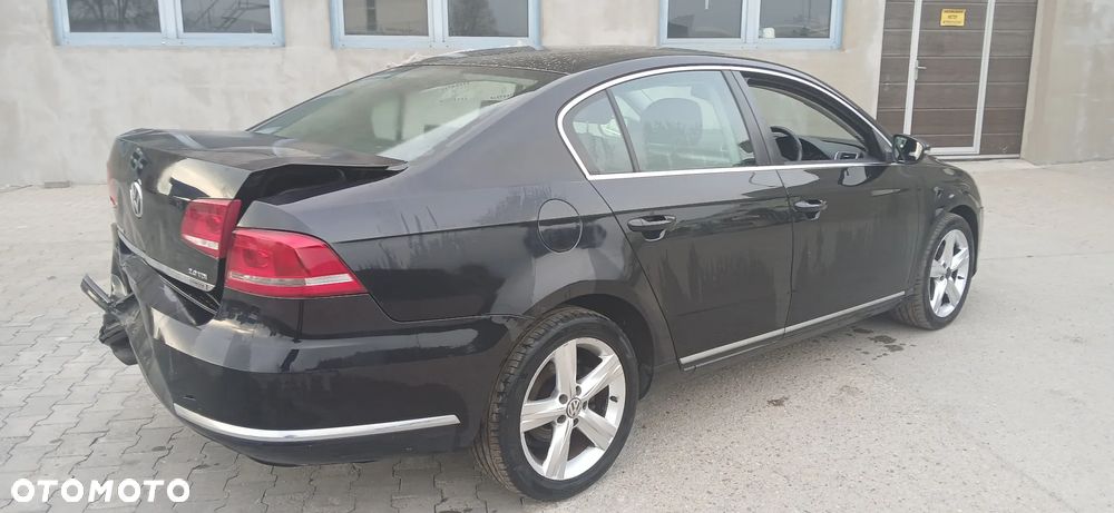 Volkswagen Passat 2.0 Blue TDI DSG SCR Comfortline - 6