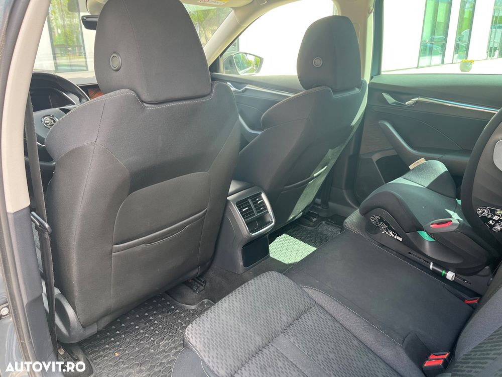 Skoda Octavia 2.0 TDI DSG Style - 10