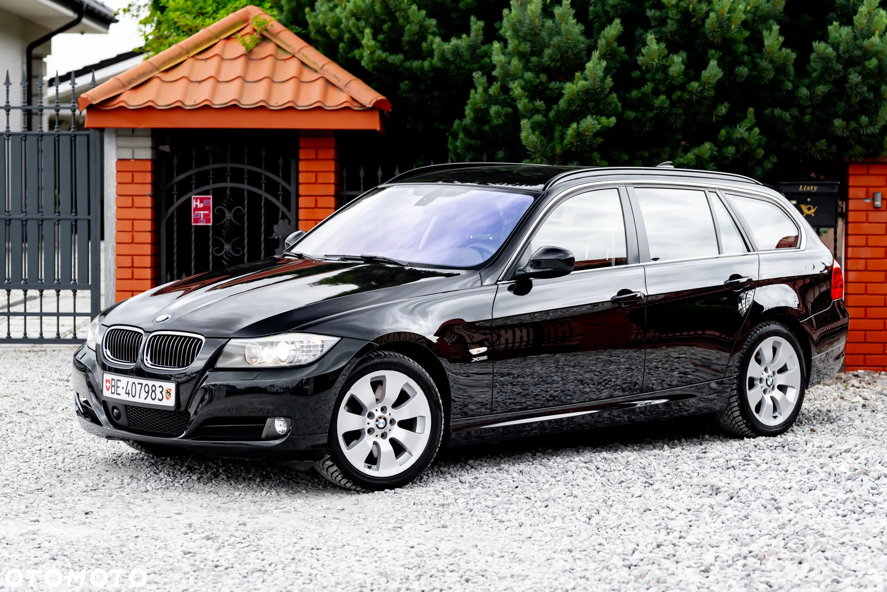 BMW Seria 3 325i xDrive Touring Edition Sport - 7