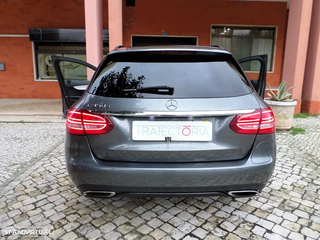 Mercedes-Benz C 350 e - 12