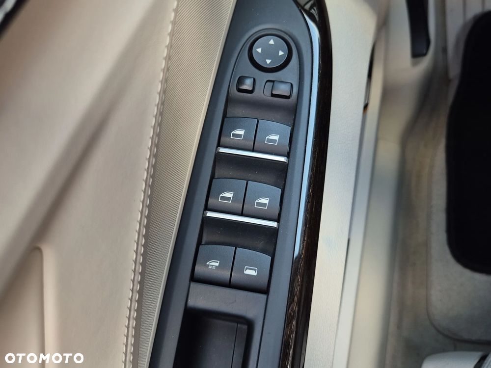 BMW Seria 6 650i - 18