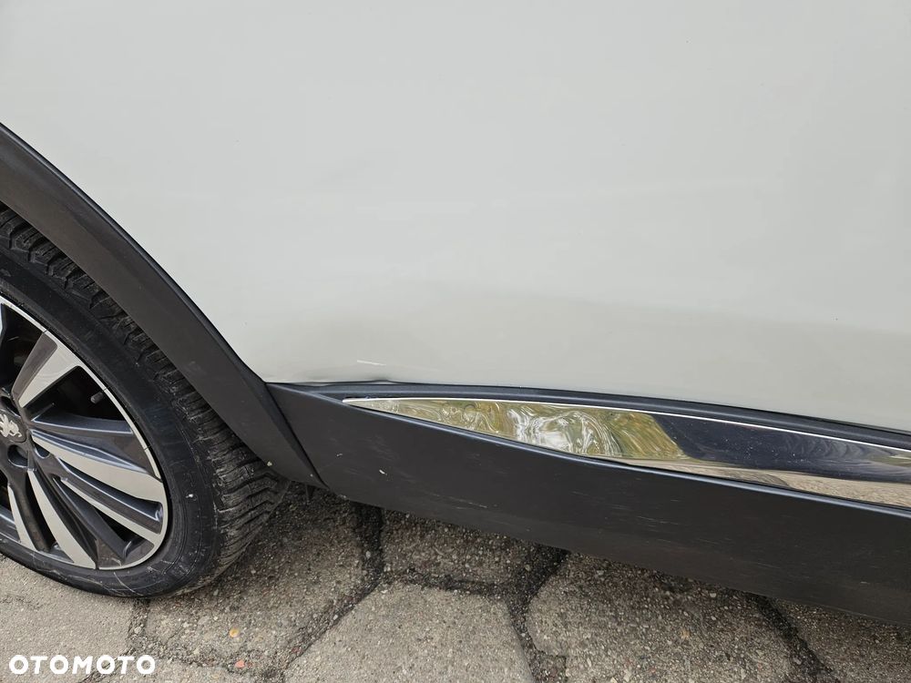 Peugeot 5008 2.0 BlueHDi GT Pack S&S EAT8 - 9