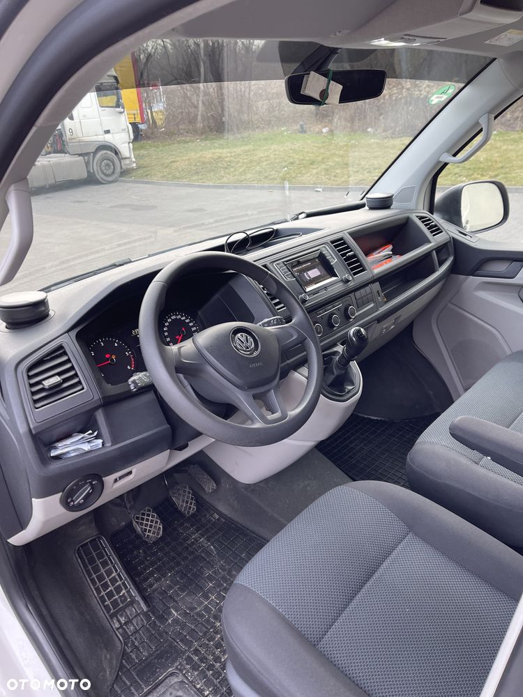 Volkswagen T6 - 19