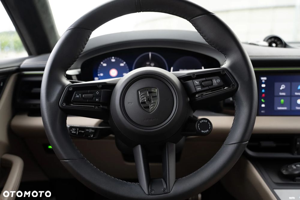Porsche Macan Turbo 100kWh - 33