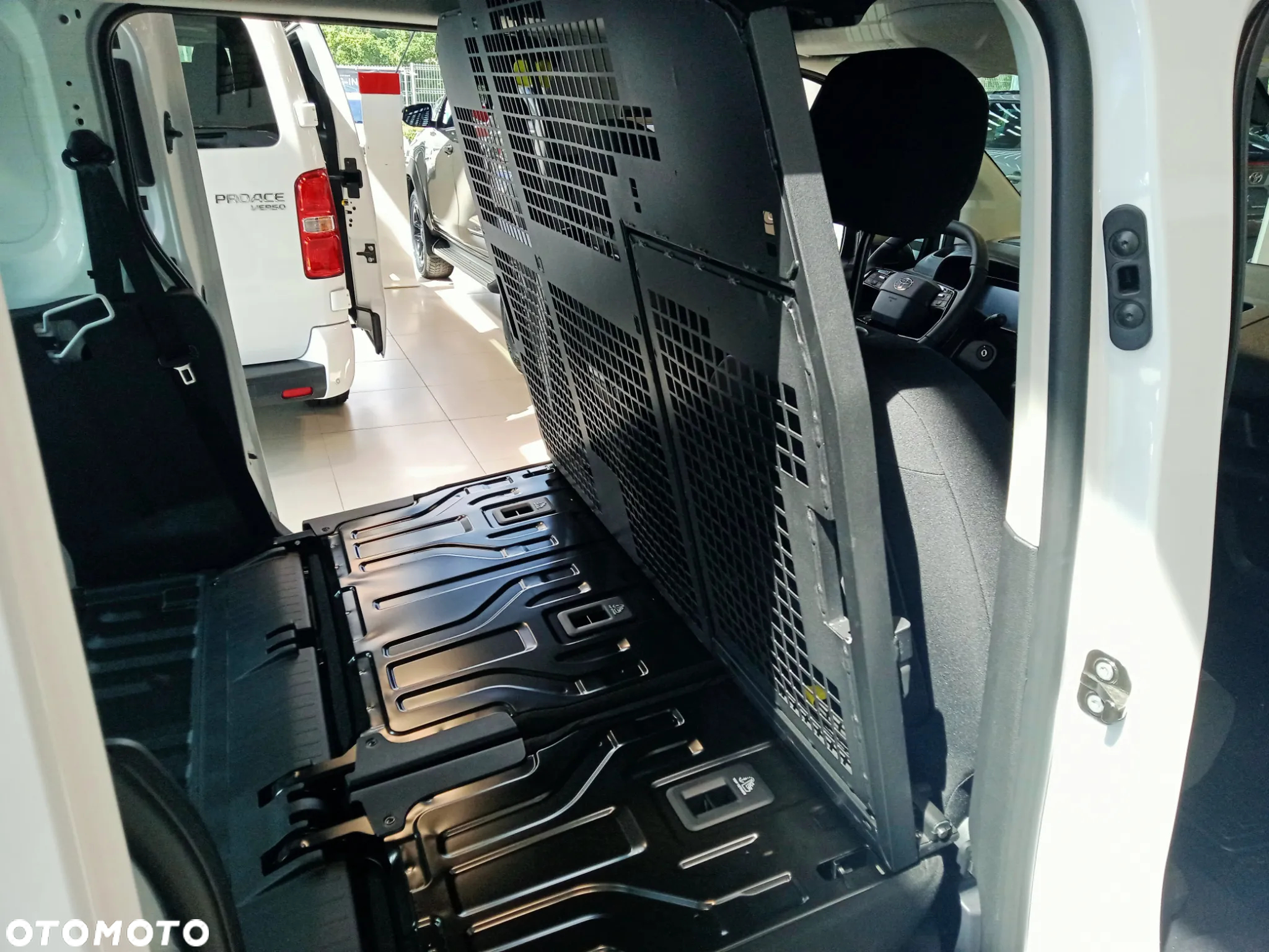 Toyota PROACE CITY - 12