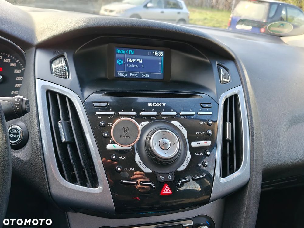 Ford Focus 1.6 EcoBoost Start-Stopp-System Titanium - 27