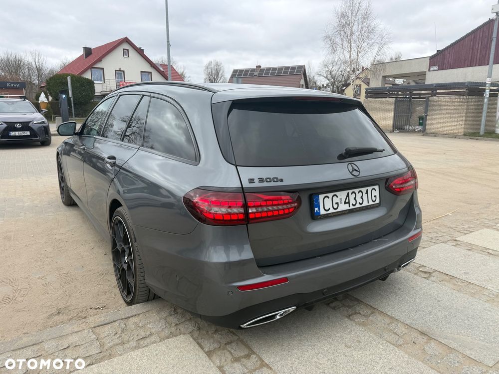 Mercedes-Benz Klasa E 300 AMG/Avantgarde - 15