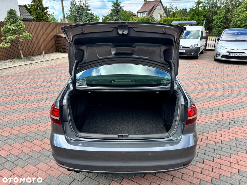 Volkswagen Jetta 2.0 TDI DPF BMT Highline - 37