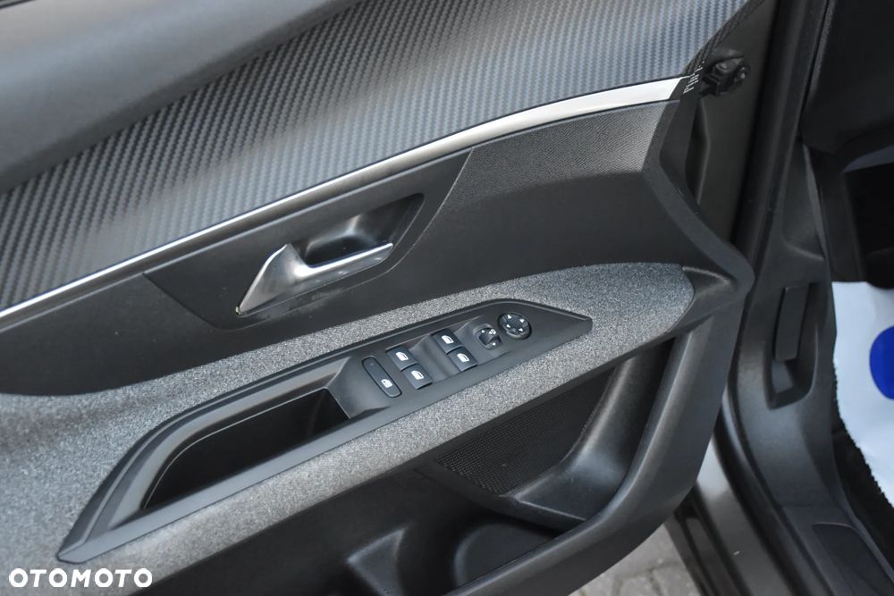 Peugeot 3008 BlueHDi 130 Stop & Start Allure - 22