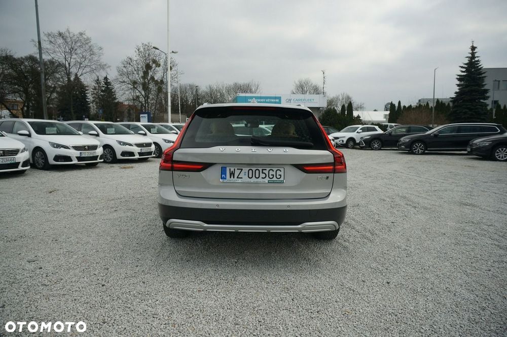 Volvo V90 Cross Country B5 D AWD Ultimate - 9