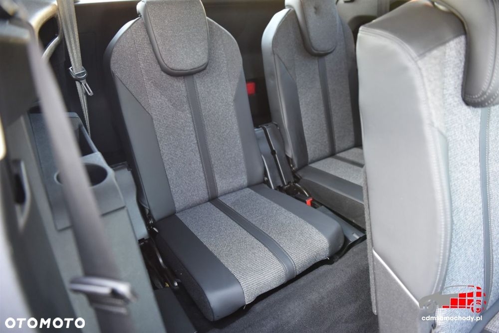 Peugeot 5008 - 17