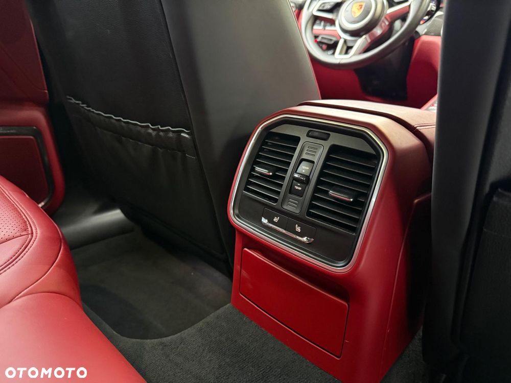 Porsche Macan GTS - 18