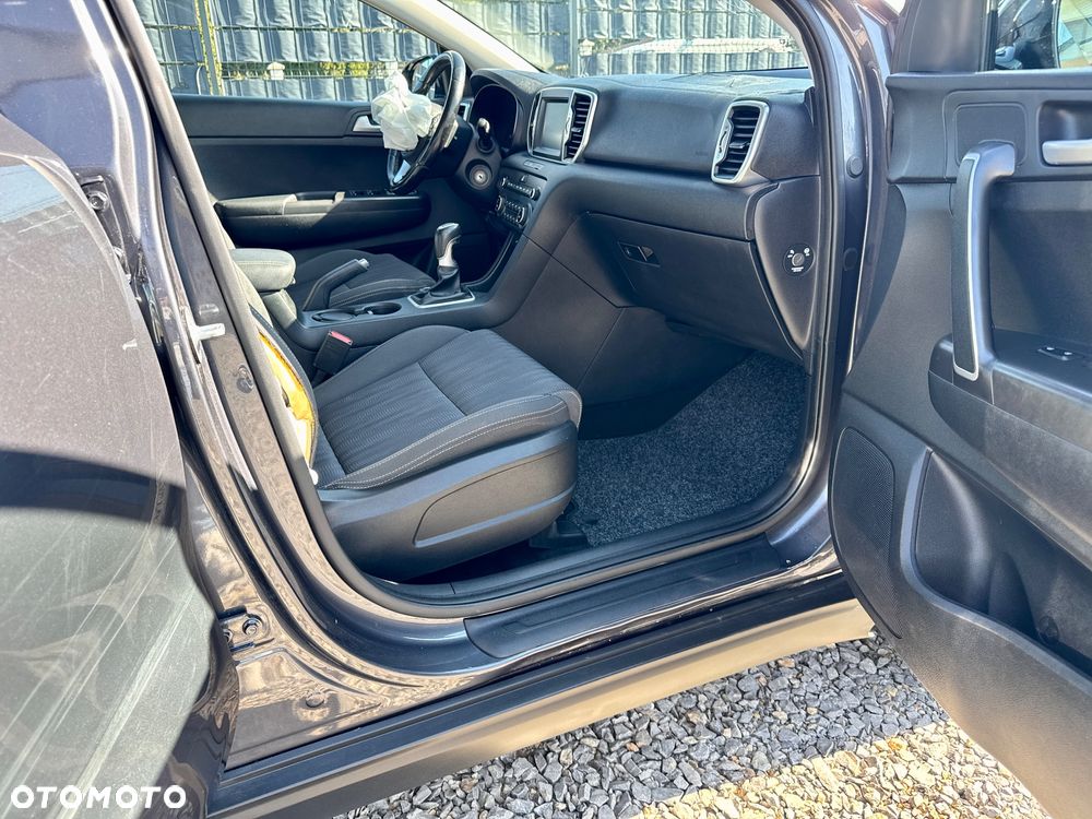 Kia Sportage - 16
