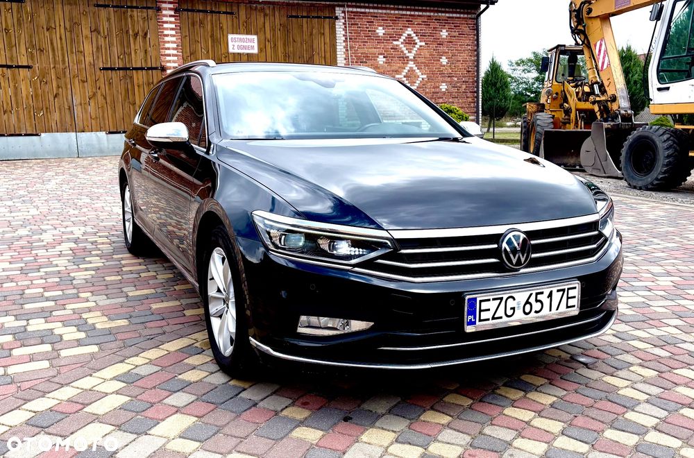 Volkswagen Passat 2.0 TDI SCR Comfortline DSG - 1