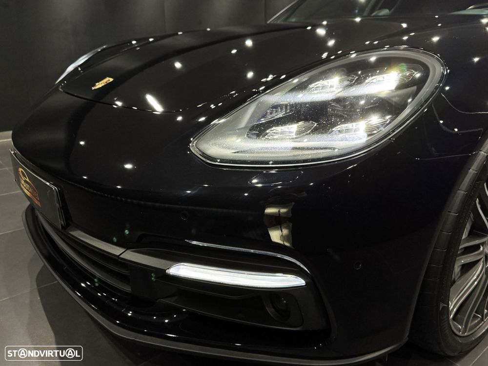 Porsche Panamera 4 E-Hybrid Executive - 11