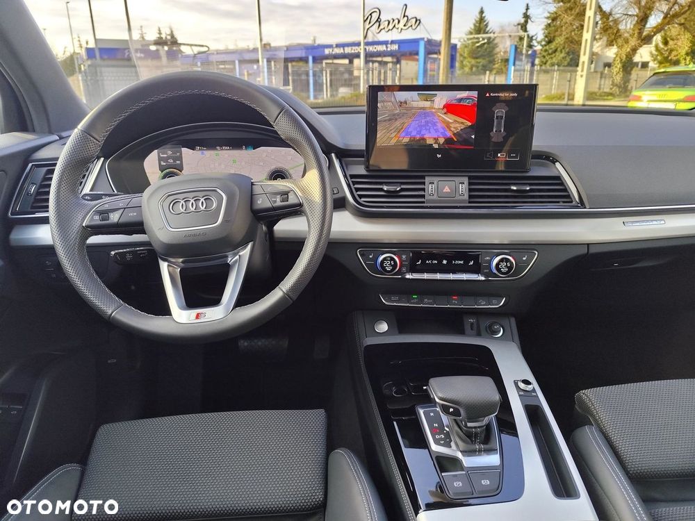 Audi Q5 Sportback - 12