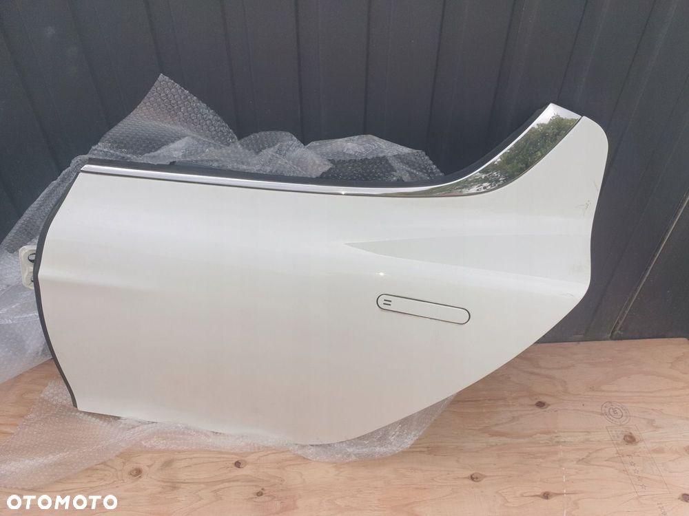 DRZWI LEWY TYŁ LEWE ASTON MARTIN RAPIDE 6.0 V12